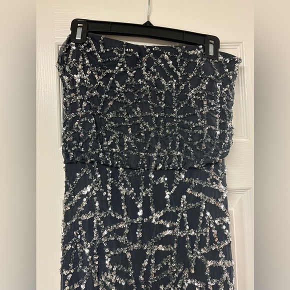 Adrianna Papell Dresses & Skirts - Adrianna Papell Maxi Sequin Dress 🌚✨🪩